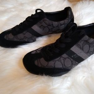 Coach shoes sizes 7.5 like new!